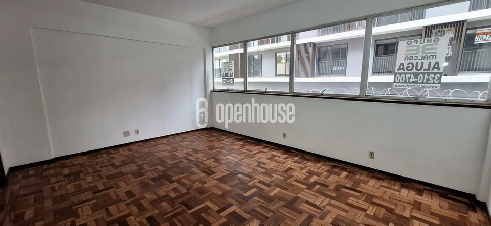 Sala comercial 32m² - Bairro Auxiliadora