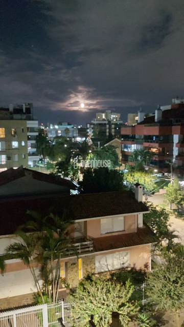 Apartamento com 135 m2 3 dormitórios 2 Vagas