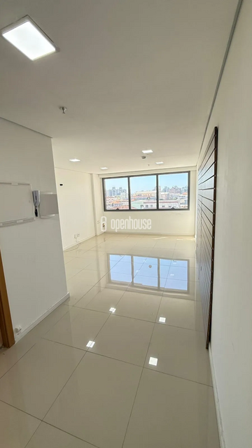 Sala Comercial 38m² c/ Infra Completa – Porto Alegre