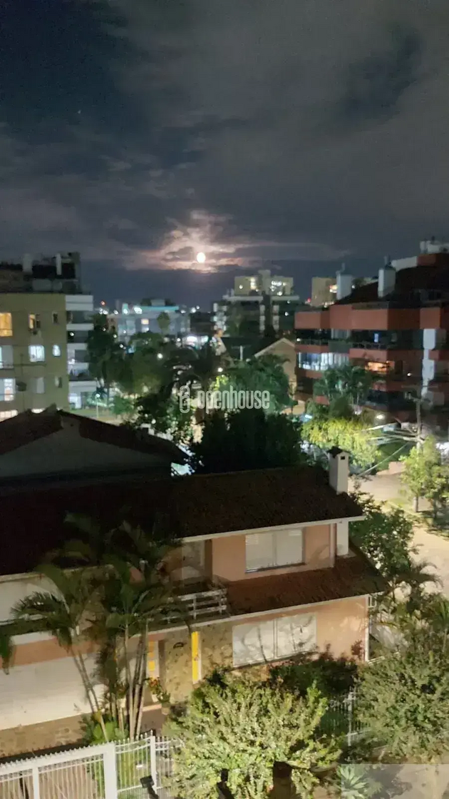 Apartamento com 135 m2 3 dormitórios 2 Vagas