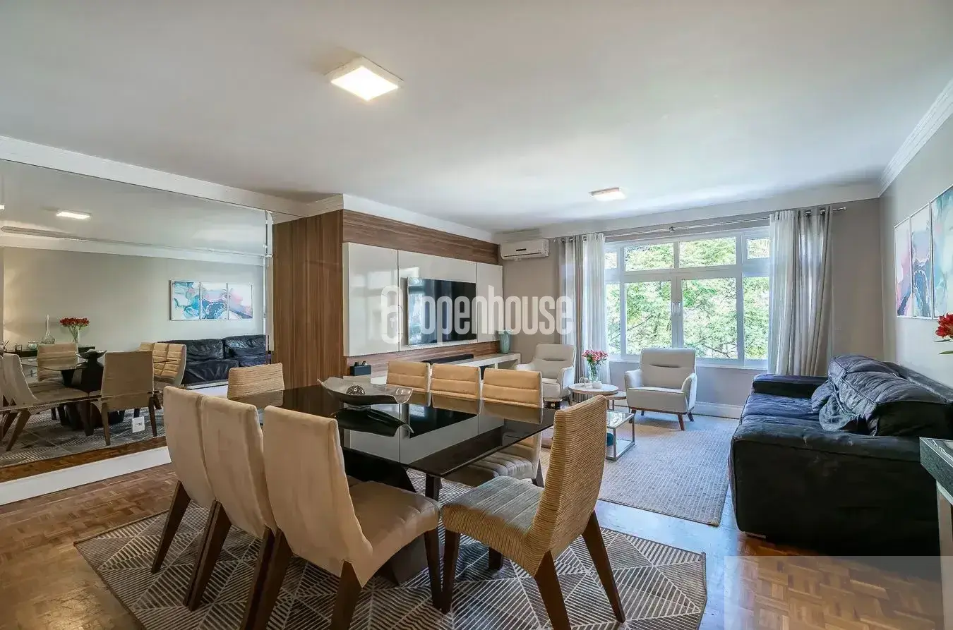 Apartamento com 153m² 3 Dormitórios 1 Suíte 2 vagas de garagem cobertas